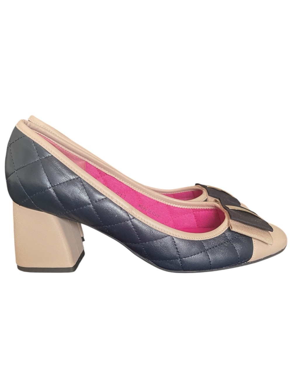Le Babe (Italy) Navy/Beige Leather Quilted Tow Bow 3" Block Heel Pump (EU 39)